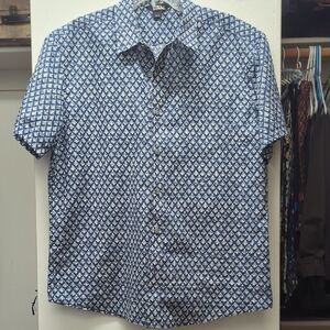 Eddie Bauer Blue and White Casual Button Down Shirt